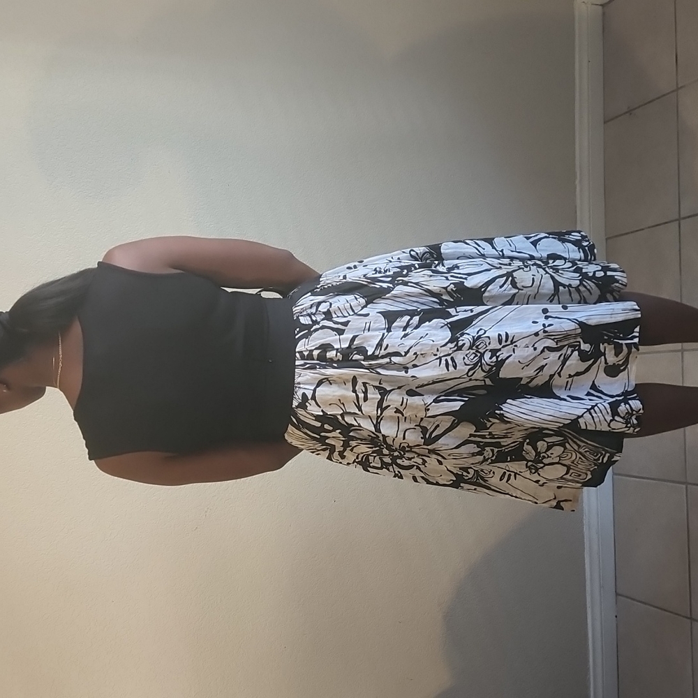 Dress - Picture 3 of 6